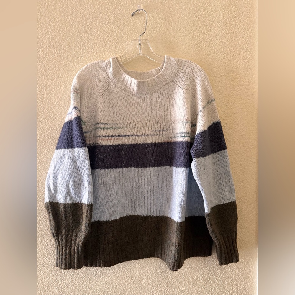 Old Navy women’s Crewneck Sweater - Blue, Brown, Cream